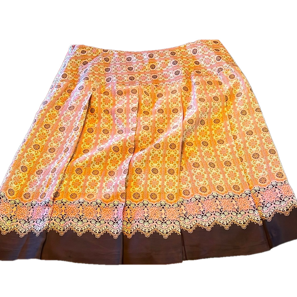 Tape measure silk skirt NWT $64 size 10
